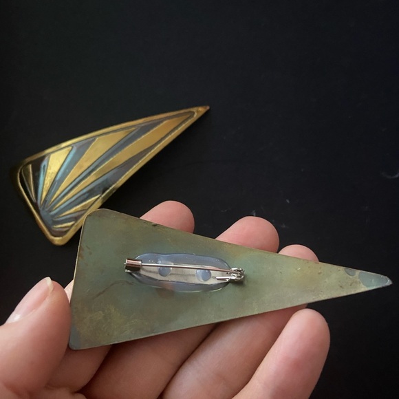 Vintage Pin Set - Picture 3 of 4